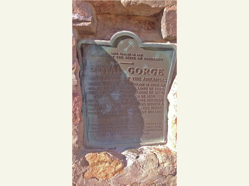 Pike/Royal Gorge plaque below Tunnel Trail. Credit: Adam, Cañon City